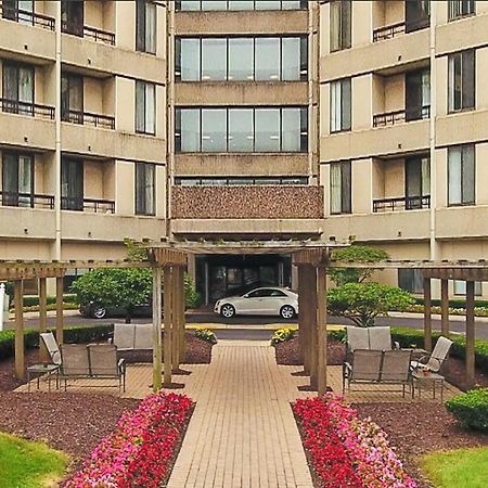 Short Term Rentals At The Park At Trowbridge Senior Community 绍斯菲尔德 外观 照片