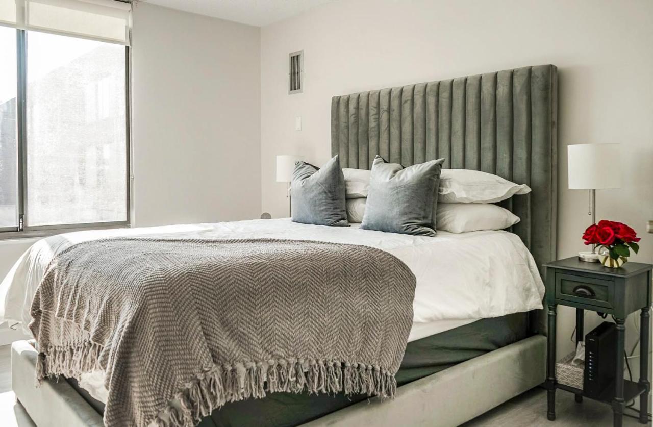 Short Term Rentals At The Park At Trowbridge Senior Community 绍斯菲尔德 外观 照片