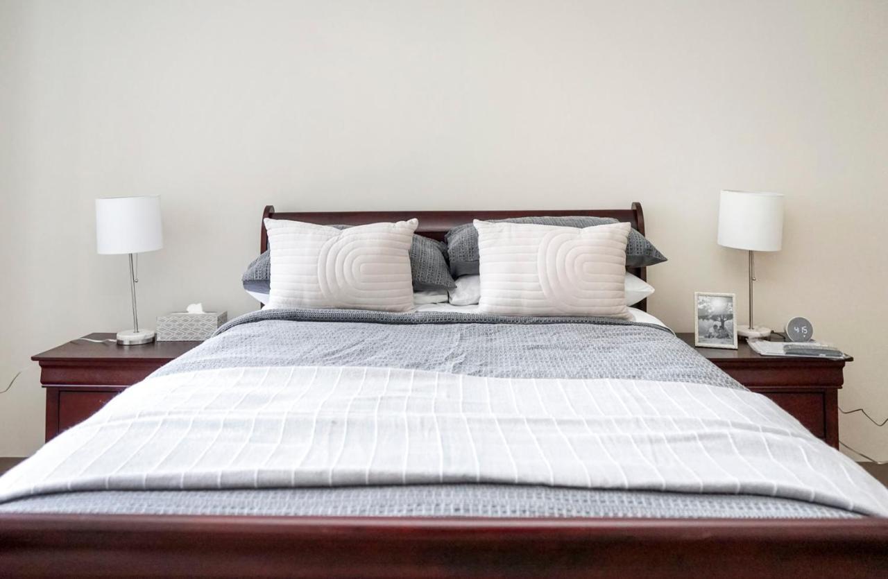 Short Term Rentals At The Park At Trowbridge Senior Community 绍斯菲尔德 外观 照片
