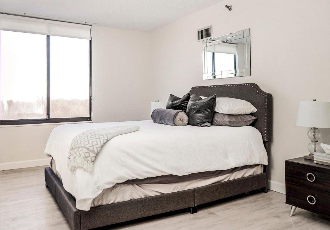 Short Term Rentals At The Park At Trowbridge Senior Community 绍斯菲尔德 外观 照片