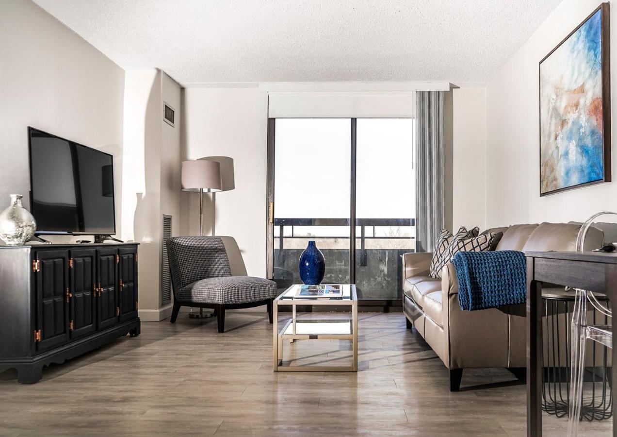Short Term Rentals At The Park At Trowbridge Senior Community 绍斯菲尔德 外观 照片