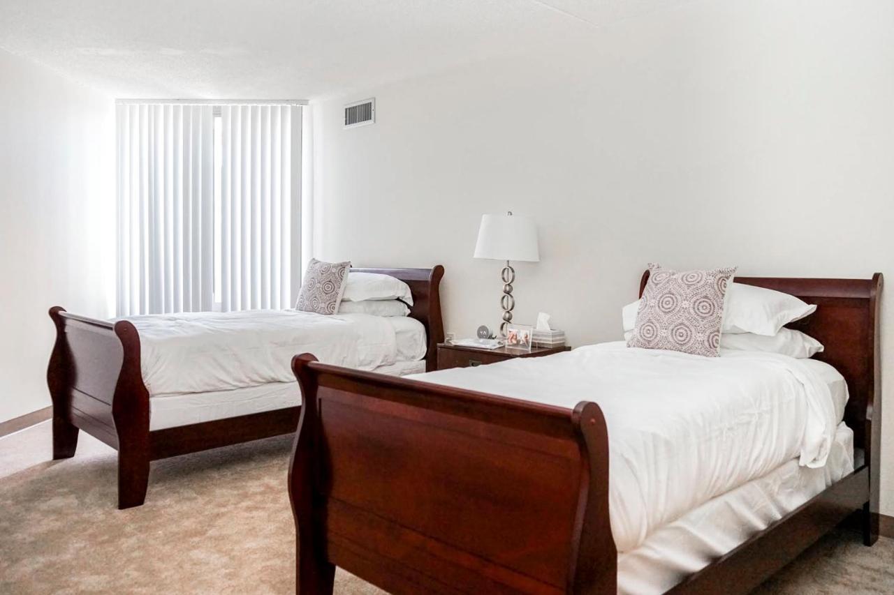 Short Term Rentals At The Park At Trowbridge Senior Community 绍斯菲尔德 外观 照片