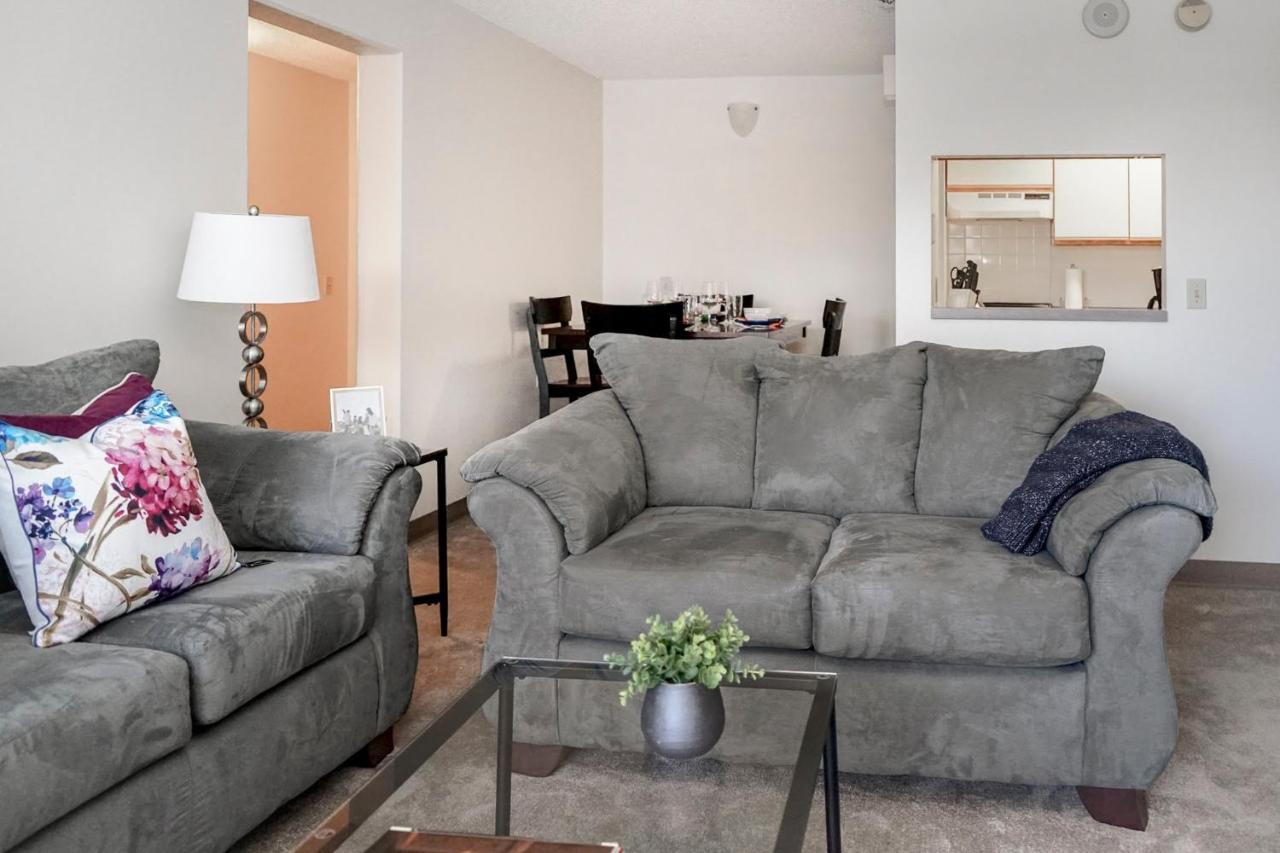 Short Term Rentals At The Park At Trowbridge Senior Community 绍斯菲尔德 外观 照片