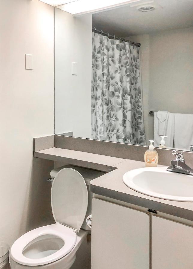 Short Term Rentals At The Park At Trowbridge Senior Community 绍斯菲尔德 外观 照片