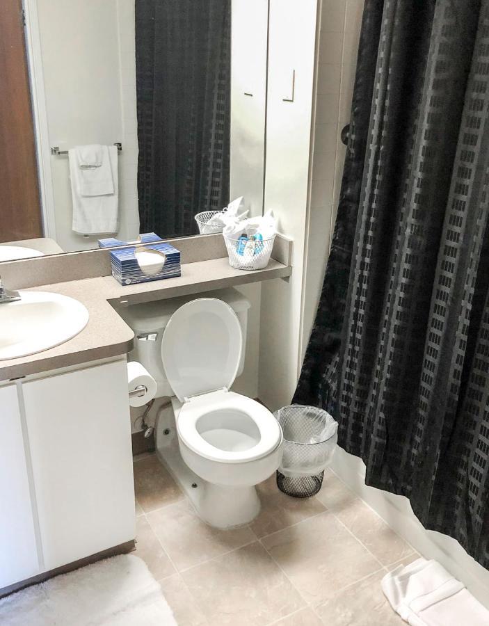 Short Term Rentals At The Park At Trowbridge Senior Community 绍斯菲尔德 外观 照片