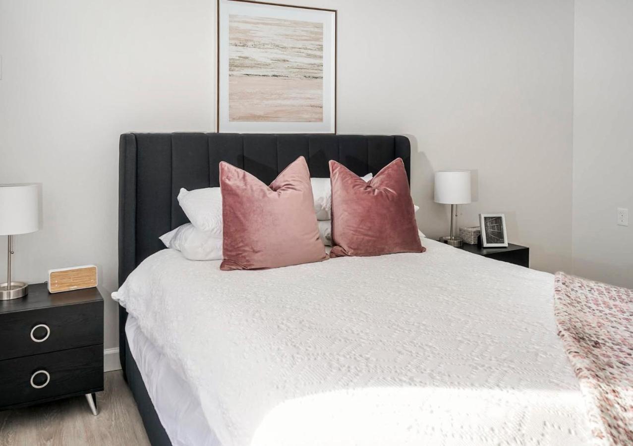 Short Term Rentals At The Park At Trowbridge Senior Community 绍斯菲尔德 外观 照片