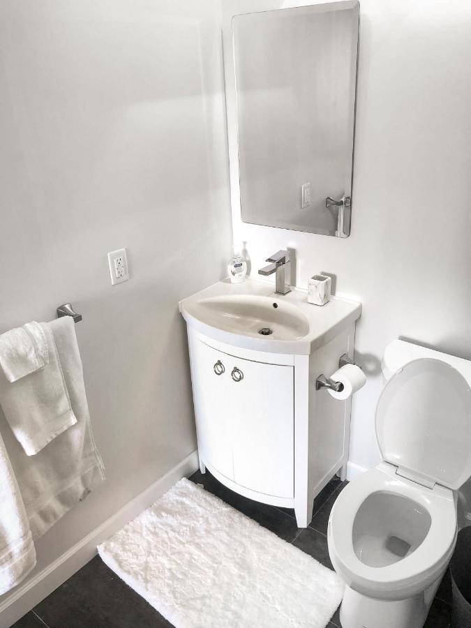 Short Term Rentals At The Park At Trowbridge Senior Community 绍斯菲尔德 外观 照片