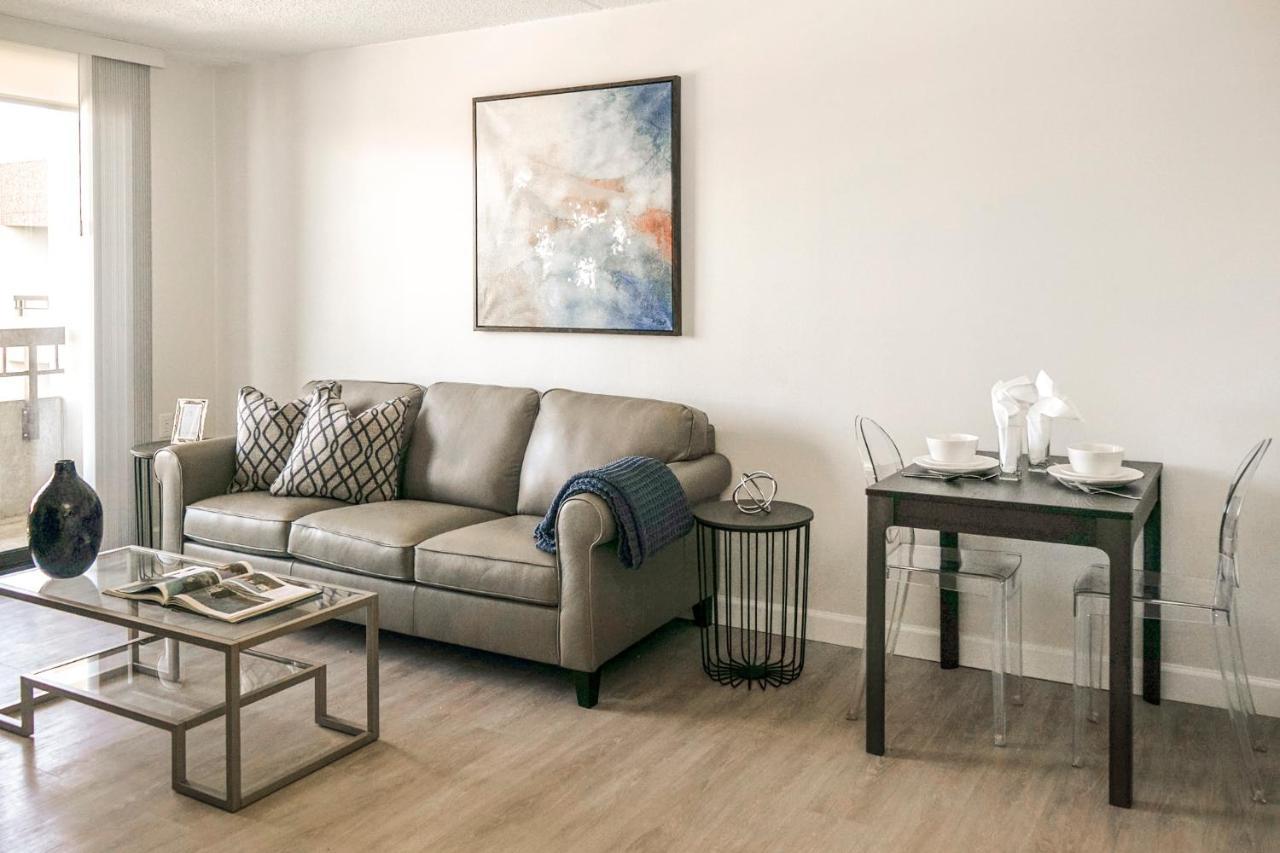 Short Term Rentals At The Park At Trowbridge Senior Community 绍斯菲尔德 外观 照片